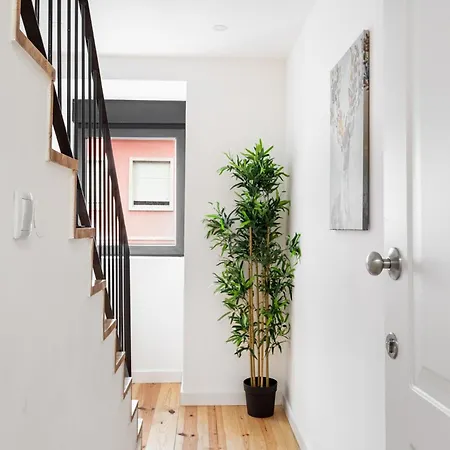 Lapa Duplex Apartment Lisbon